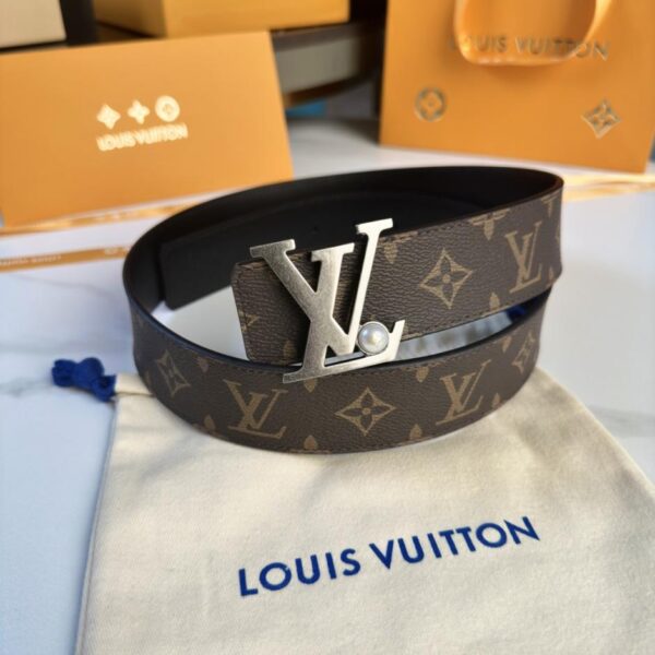 réplica,joyas,joyería,1:1,replica,fake,lujo,barato Mostrador LOUIS VUITTON última versión mejorada ancho 40 mm (1Y962)