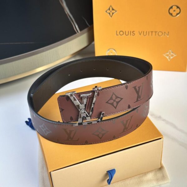 réplica,joyas,joyería,1:1,replica,fake,lujo,barato Cinturón original LOUIS VUITTON para hombre, ancho 40 mm (8T0XD)