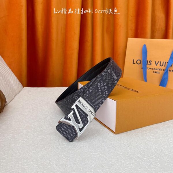 réplica,joyas,joyería,1:1,replica,fake,lujo,barato Louis Vuitton: Calidad original y clásica. Piel estampada clásica con suela de cuero repujado original. Hebilla original de boutique de 4,0 cm de ancho (XCDT3).