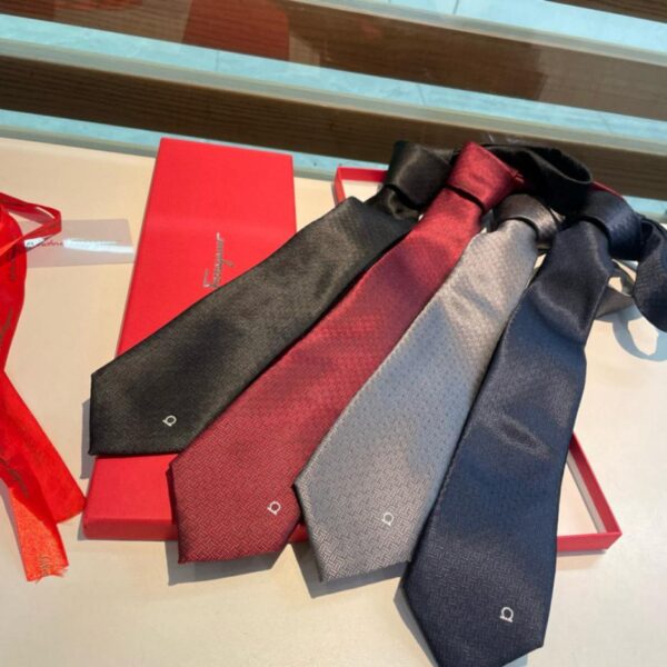 réplica,joyas,joyería,1:1,replica,fake,lujo,barato Nueva serie de corbatas para hombre de Ferragamo, 100 % sarga de seda de primera calidad, hechas a mano y personalizadas (NU8Q8)
