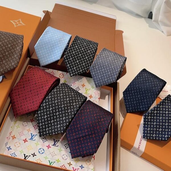 réplica,joyas,joyería,1:1,replica,fake,lujo,barato Corbata clásica Louis Vuitton con monograma (Y3LXI)