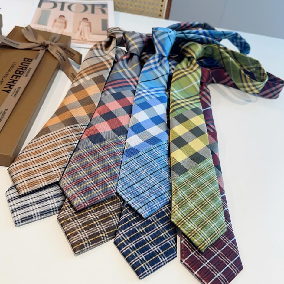 réplica,joyas,joyería,1:1,replica,fake,lujo,barato réplica,joyas,joyería,1:1,replica,fake,lujo,barato Corbata sincronizada de Burberry (NOGUP)