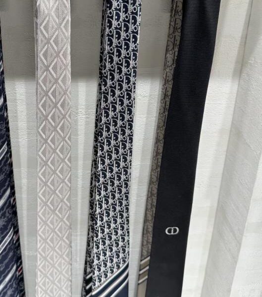 réplica,joyas,joyería,1:1,replica,fake,lujo,barato Nueva corbata para hombre de Dior (KSCGJ)