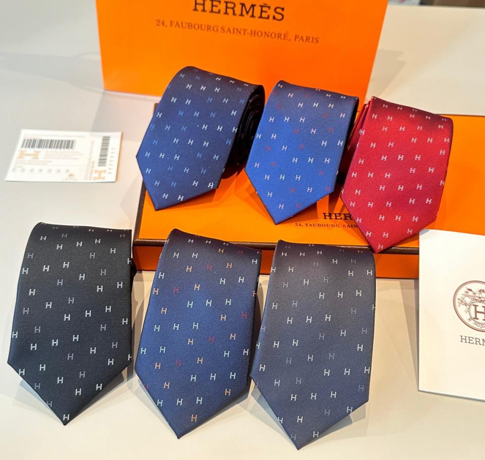 réplica,joyas,joyería,1:1,replica,fake,lujo,barato réplica,joyas,joyería,1:1,replica,fake,lujo,barato Nueva colección de corbatas para hombre de Hermès (XPKPR)