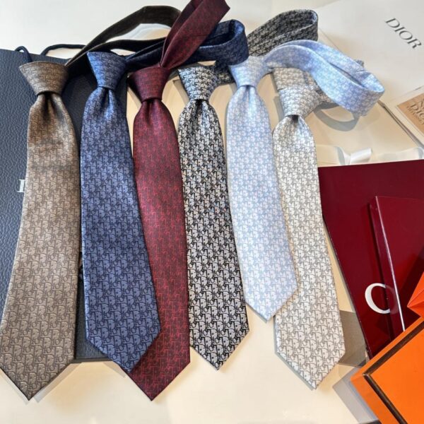 réplica,joyas,joyería,1:1,replica,fake,lujo,barato Corbata con estampado de píxeles oblicuos en azul Dior (O6972)