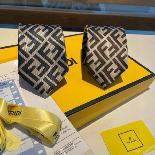 réplica,joyas,joyería,1:1,replica,fake,lujo,barato Corbata de seda Fendi para hombre con letras FF (0II98)