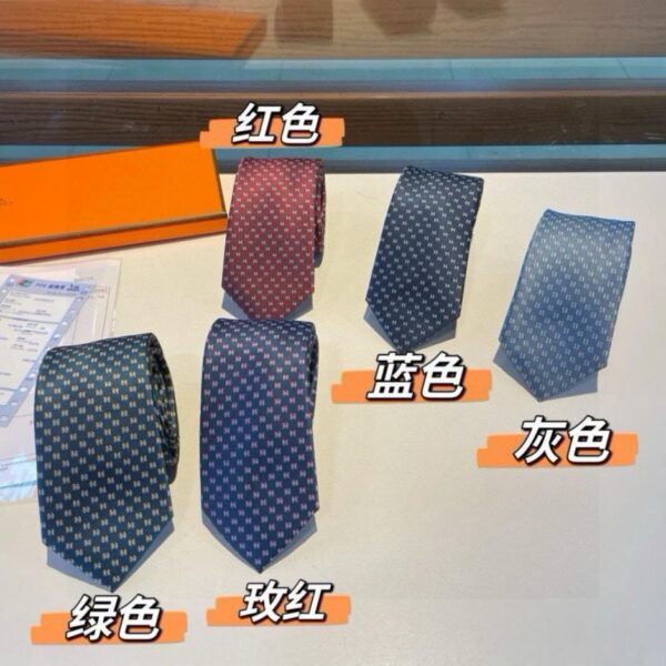 réplica,joyas,joyería,1:1,replica,fake,lujo,barato Corbata Hermès con la letra H para hombre, 100 % sarga de seda, hecha a mano y personalizada (LRS2B)