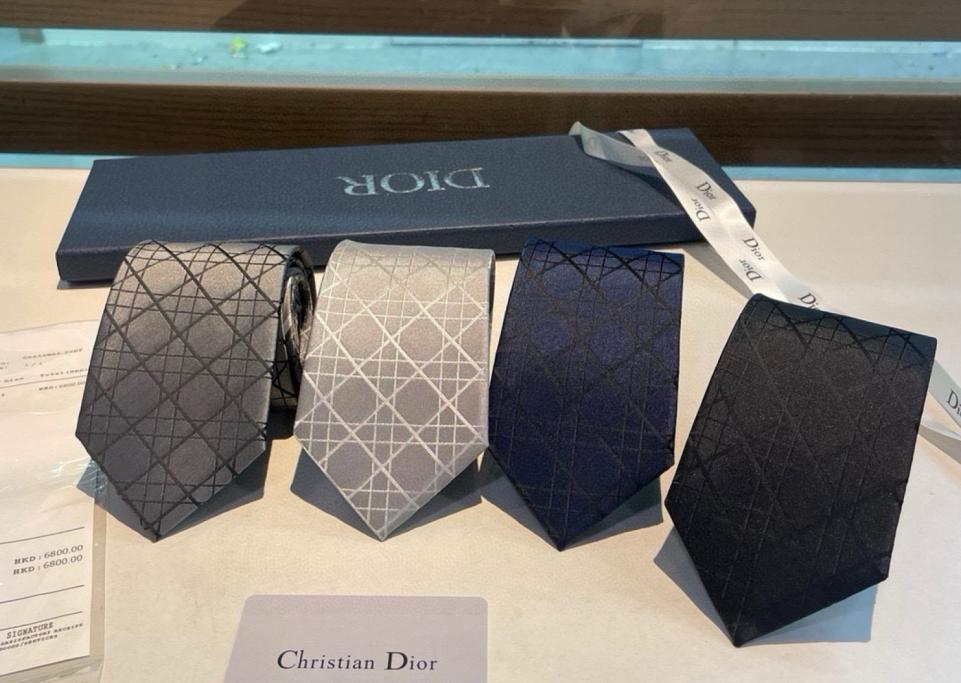 réplica,joyas,joyería,1:1,replica,fake,lujo,barato réplica,joyas,joyería,1:1,replica,fake,lujo,barato Nueva corbata Dior Corbata CD para hombre Dior (55INP)