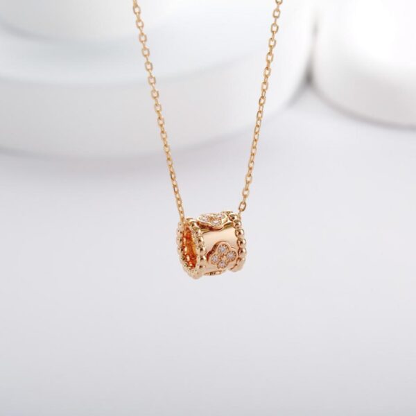 réplica,joyas,joyería,1:1,replica,fake,lujo,barato Pendientes Van Cleef & Arpels Lucky Spring Plum Blossom (WQ26T)