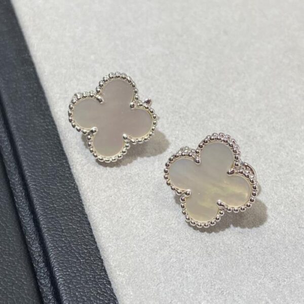 réplica,joyas,joyería,1:1,replica,fake,lujo,barato Pendientes Van Cleef & Arpels Heavy Industry con trébol de cuatro hojas, ZP, piedra de grado 5A (6SBGR)