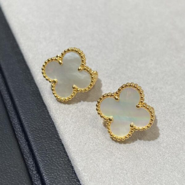 réplica,joyas,joyería,1:1,replica,fake,lujo,barato Pendientes Van Cleef & Arpels Heavy Industry con trébol de cuatro hojas, ZP, piedra de grado 5A (V2UDT)