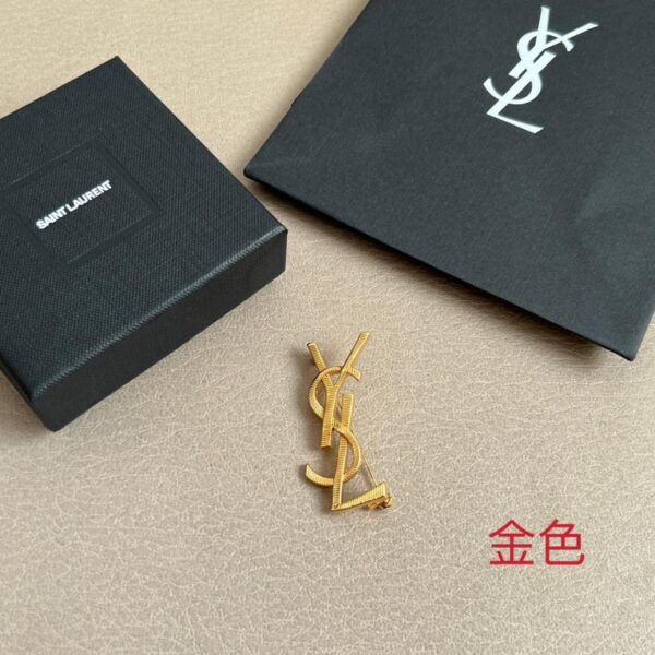 réplica,joyas,joyería,1:1,replica,fake,lujo,barato Broche con letra de Yves Saint Laurent (PZROY)