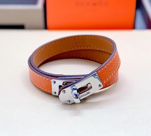 réplica,joyas,joyería,1:1,replica,fake,lujo,barato Pulsera clásica de cuero Hermes con cruz dorada, de un solo lado, lisa y resistente (WXBIE)