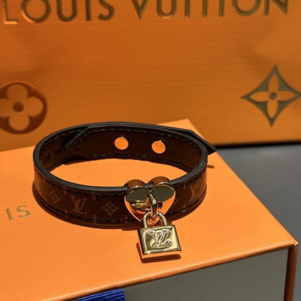 réplica,joyas,joyería,1:1,replica,fake,lujo,barato Collar de cadena de cuentas con cierre de langosta y dije de esmalte de caramelo para hombre de Louis Vuitton (6ZCT4)