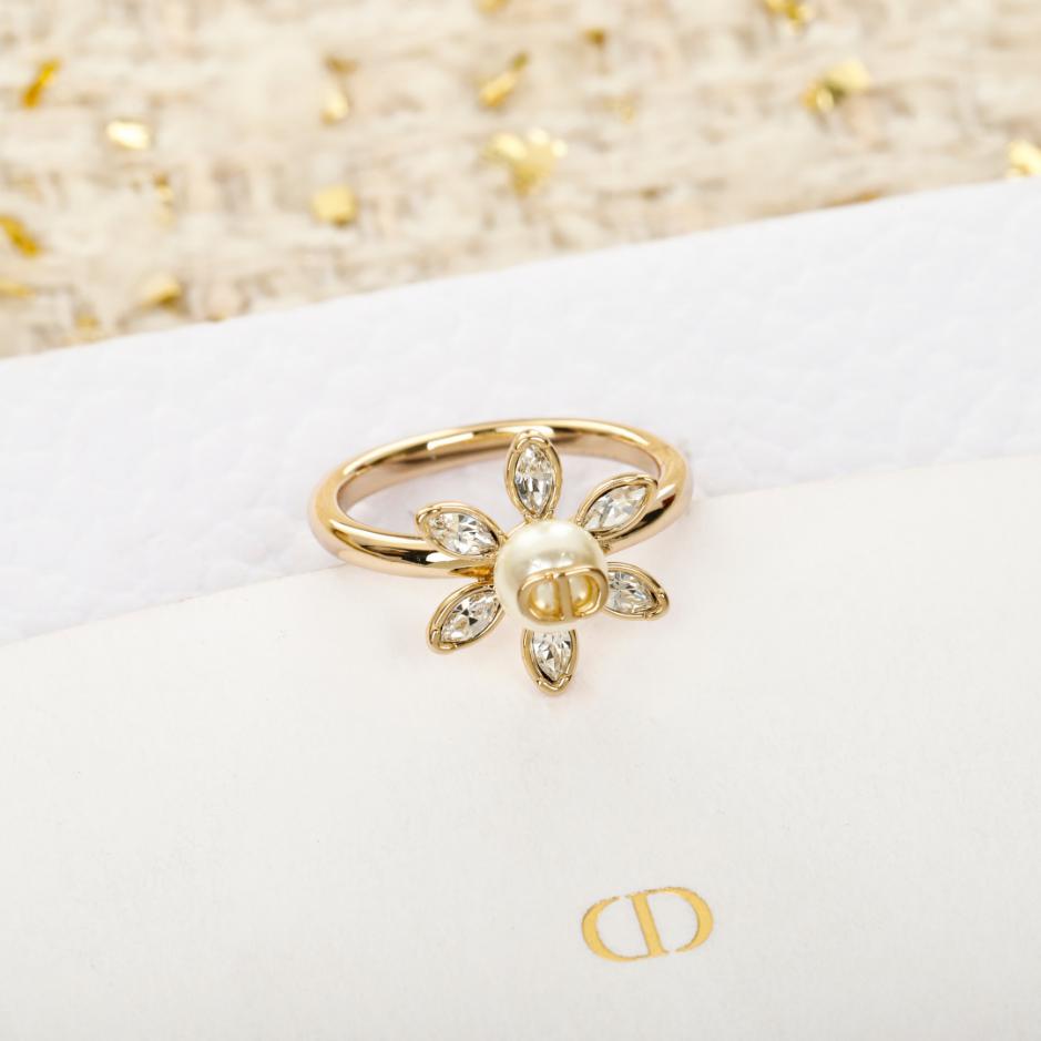 réplica,joyas,joyería,1:1,replica,fake,lujo,barato réplica,joyas,joyería,1:1,replica,fake,lujo,barato Anillo Dior con perla y diseño de flor pequeña (5KZF9)