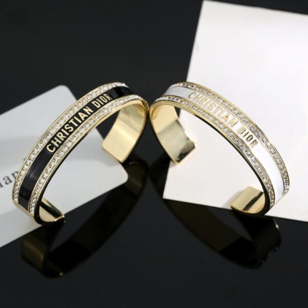 réplica,joyas,joyería,1:1,replica,fake,lujo,barato Nueva y hermosa pulsera abierta de Dior (W4IL8)