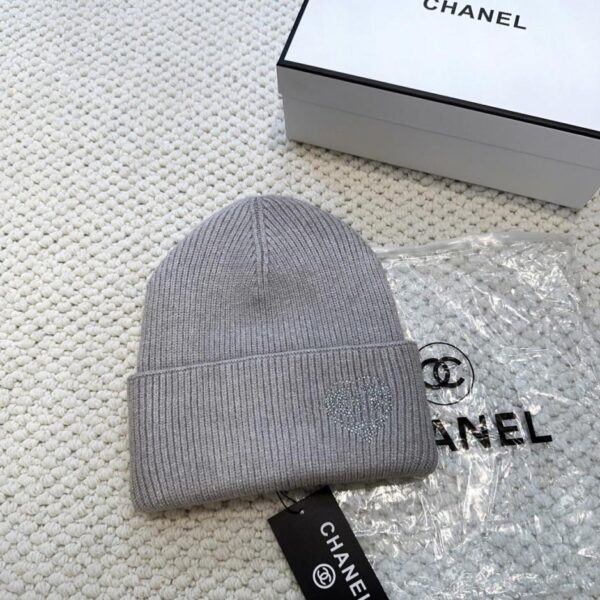 réplica,joyas,joyería,1:1,replica,fake,lujo,barato Gorro de punto sencillo con pedrería de CHANEL (M6CZ1)