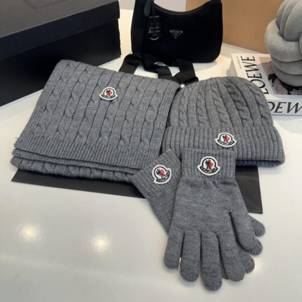 réplica,joyas,joyería,1:1,replica,fake,lujo,barato Gorro de punto estilo contrapunto Moncler para otoño e invierno (DRRXC)