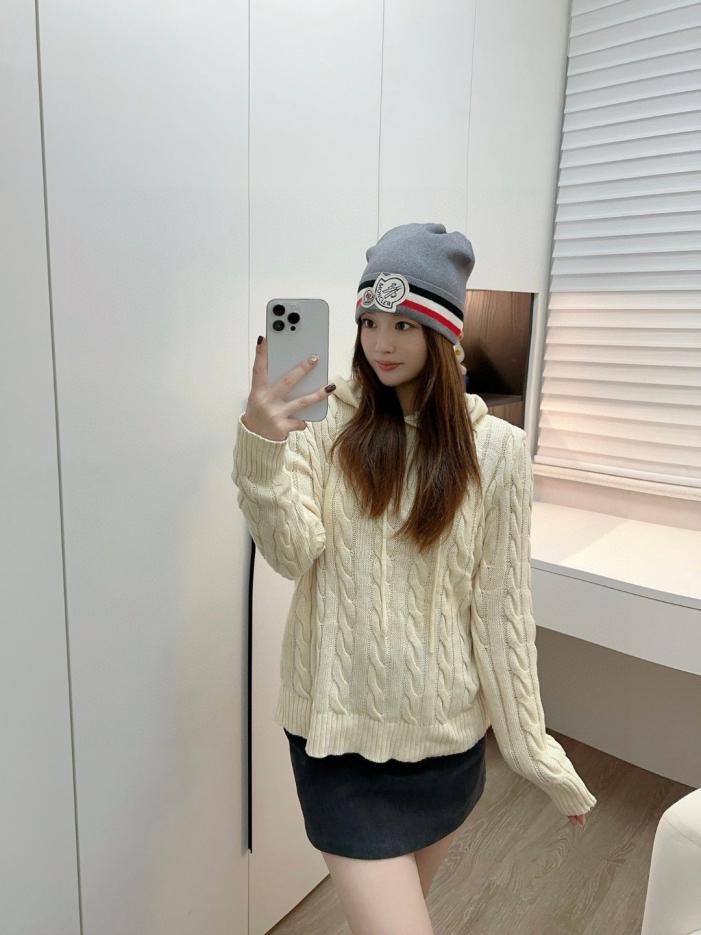 réplica,joyas,joyería,1:1,replica,fake,lujo,barato réplica,joyas,joyería,1:1,replica,fake,lujo,barato Gorro de punto unisex clásico de MONCLER (18ONE), 70 % lana y 30 % piel de conejo.