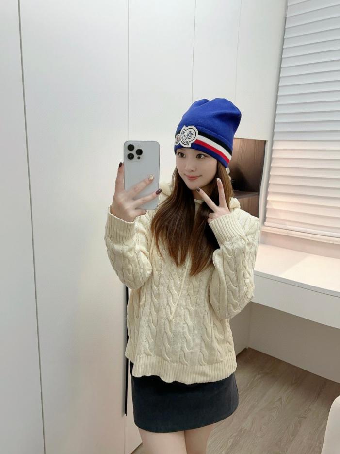 réplica,joyas,joyería,1:1,replica,fake,lujo,barato réplica,joyas,joyería,1:1,replica,fake,lujo,barato Gorro de punto unisex clásico de MONCLER (70 % lana, 30 % piel de conejo) (U1BGQ)