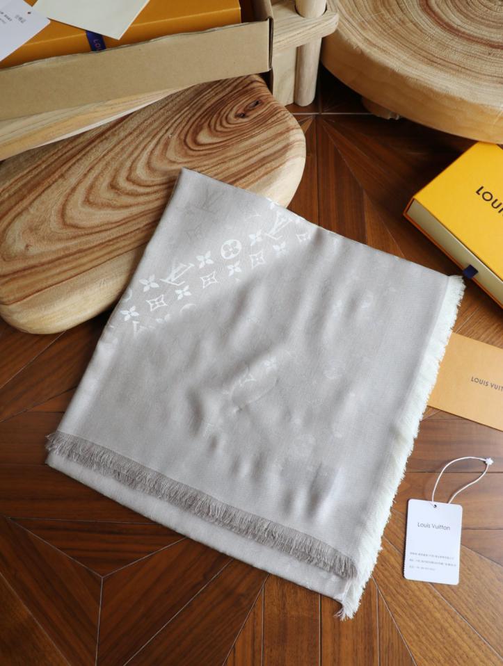 réplica,joyas,joyería,1:1,replica,fake,lujo,barato réplica,joyas,joyería,1:1,replica,fake,lujo,barato Pañuelo cuadrado LV en jacquard del mismo color que la urdimbre y la trama, gris beige (LLJDF)