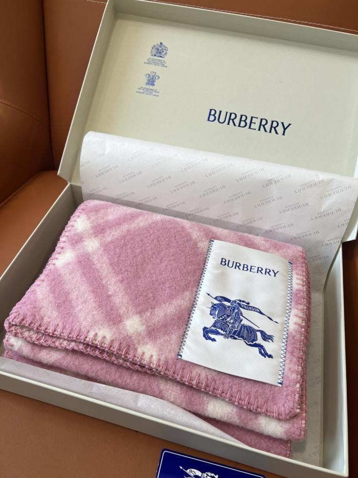 réplica,joyas,joyería,1:1,replica,fake,lujo,barato réplica,joyas,joyería,1:1,replica,fake,lujo,barato Bufanda Burberry 100% lana seleccionada última versión adecuada para hombre y mujer (IDA7R)