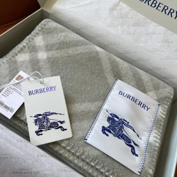 réplica,joyas,joyería,1:1,replica,fake,lujo,barato Bufanda Burberry 100% lana seleccionada, última versión, adecuada para hombre y mujer (OY24P)