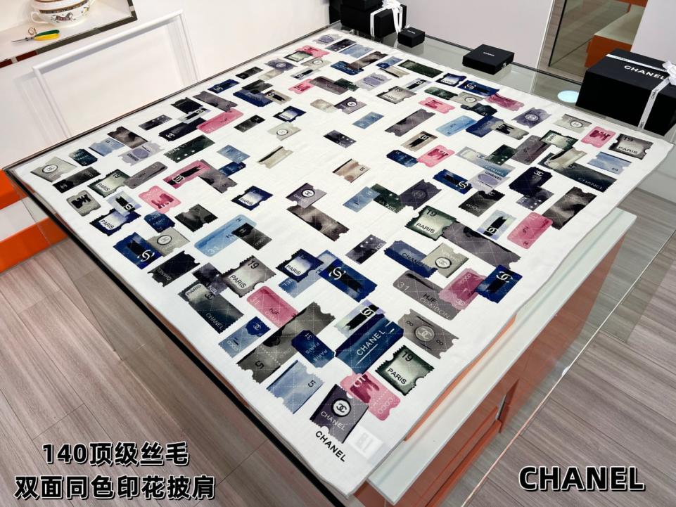 réplica,joyas,joyería,1:1,replica,fake,lujo,barato réplica,joyas,joyería,1:1,replica,fake,lujo,barato Pañuelo cuadrado de seda y lana rizado a mano Chanel Otoño/Invierno 2018/19 (30 % seda, 70 % lana) (GGVY6)