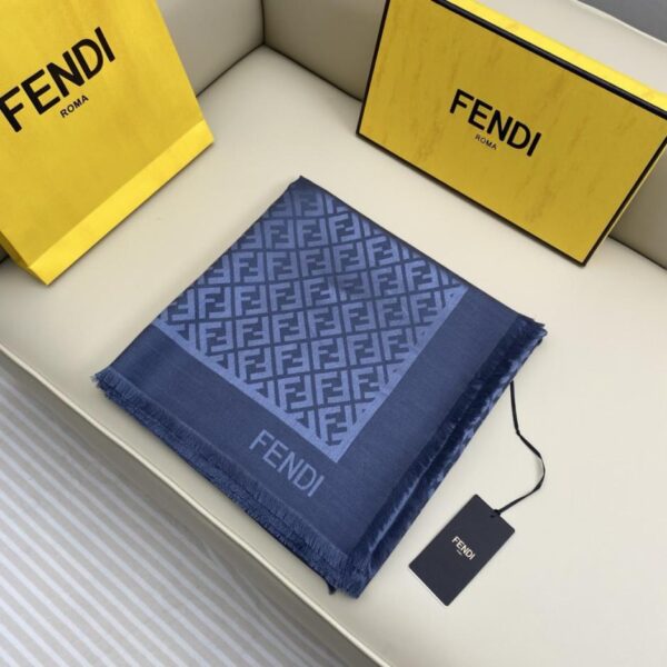 réplica,joyas,joyería,1:1,replica,fake,lujo,barato Bufanda chal de seda jacquard con letras FF de Fendi (YA9EZ)