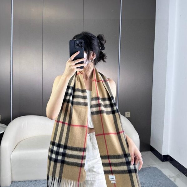 réplica,joyas,joyería,1:1,replica,fake,lujo,barato Bufanda clásica de cachemir a cuadros Burberry Deep Water Ripple (6G6TF)