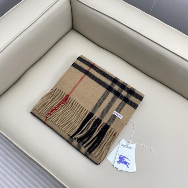 réplica,joyas,joyería,1:1,replica,fake,lujo,barato Bufanda Burberry Classic Check 100 % cachemir (VEX6E)