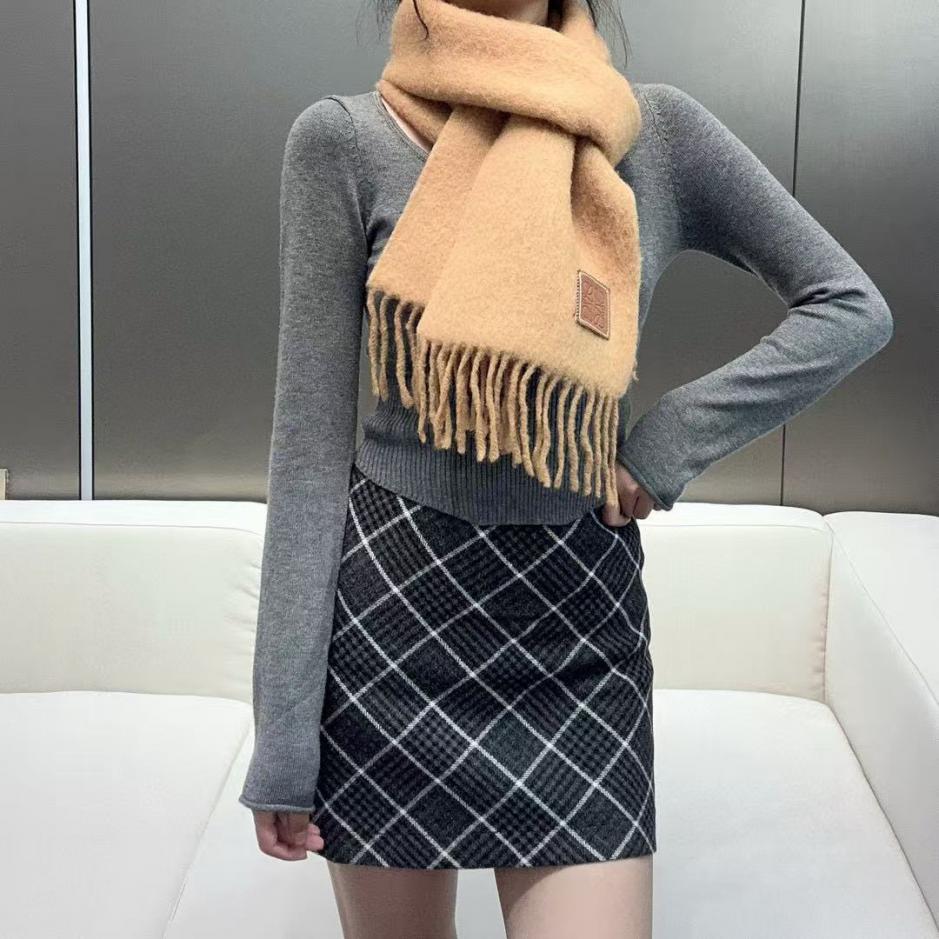 réplica,joyas,joyería,1:1,replica,fake,lujo,barato réplica,joyas,joyería,1:1,replica,fake,lujo,barato La nueva bufanda de mohair de Loewe (4Y81E)