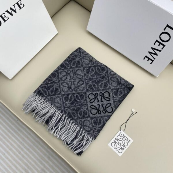 réplica,joyas,joyería,1:1,replica,fake,lujo,barato Loewe Patrón jacquard Anagrama de doble cara Gris claro 90% lana 10% cachemira (PNGPO)