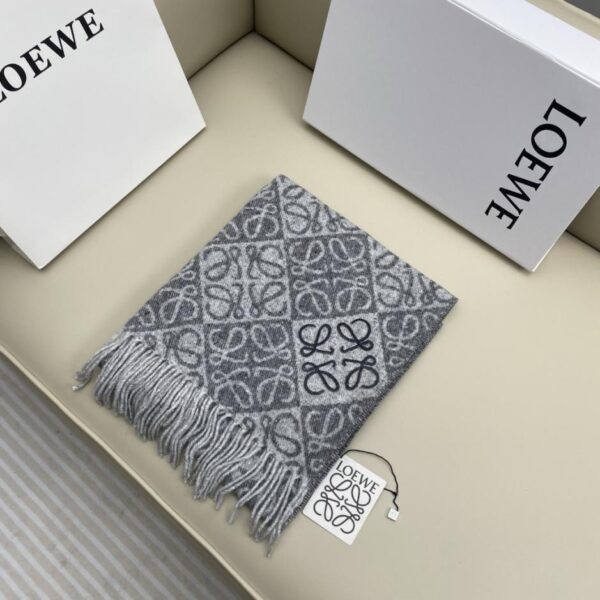 réplica,joyas,joyería,1:1,replica,fake,lujo,barato Loewe Patrón jacquard Anagrama de doble cara Gris claro 90% lana 10% cachemira (EJPSG)