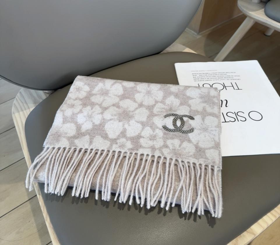 réplica,joyas,joyería,1:1,replica,fake,lujo,barato réplica,joyas,joyería,1:1,replica,fake,lujo,barato Bufanda unisex de punto de cachemira de alta gama de Chanel (N43D8)