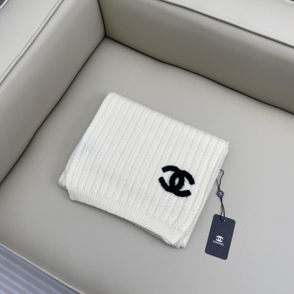 réplica,joyas,joyería,1:1,replica,fake,lujo,barato réplica,joyas,joyería,1:1,replica,fake,lujo,barato Bufanda clásica de punto de cachemir con diseño de rayas verticales y doble C de CHANEL (B3XP9)