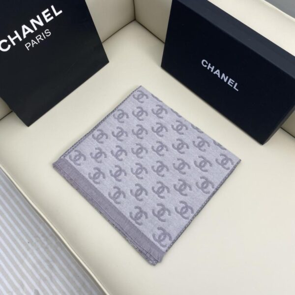 réplica,joyas,joyería,1:1,replica,fake,lujo,barato Bufanda con degradado y logotipo de la Doble C de Chanel (RGTEL)