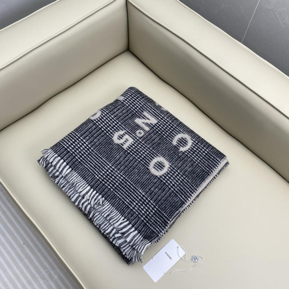 réplica,joyas,joyería,1:1,replica,fake,lujo,barato réplica,joyas,joyería,1:1,replica,fake,lujo,barato Bufanda a cuadros con el logotipo de Chanel (ZCA8E)