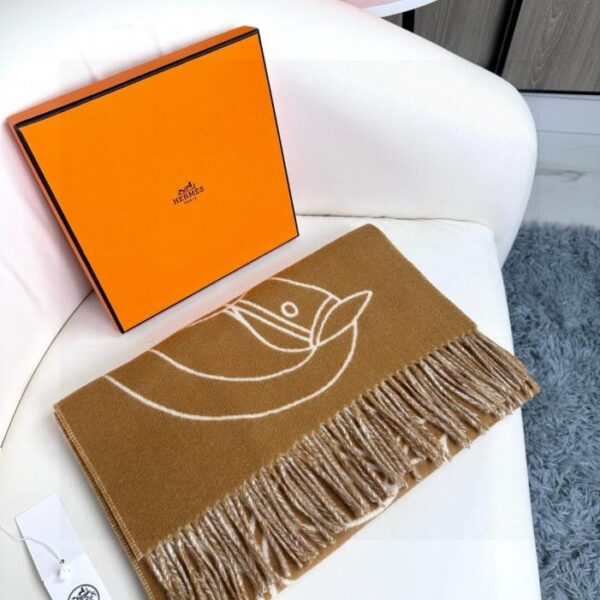 réplica,joyas,joyería,1:1,replica,fake,lujo,barato Bufanda nueva Hermès Entrelacs Equestres con estampado de cabeza de caballo (W6OP9)