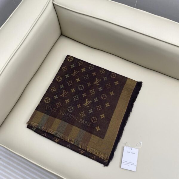 réplica,joyas,joyería,1:1,replica,fake,lujo,barato Chal con monograma LV So Shine (7QZ4F)