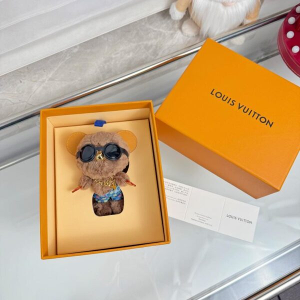 réplica,joyas,joyería,1:1,replica,fake,lujo,barato Juego completo de llavero con colgante de peluche de oso Louis LV con embalaje original (8FUUP)