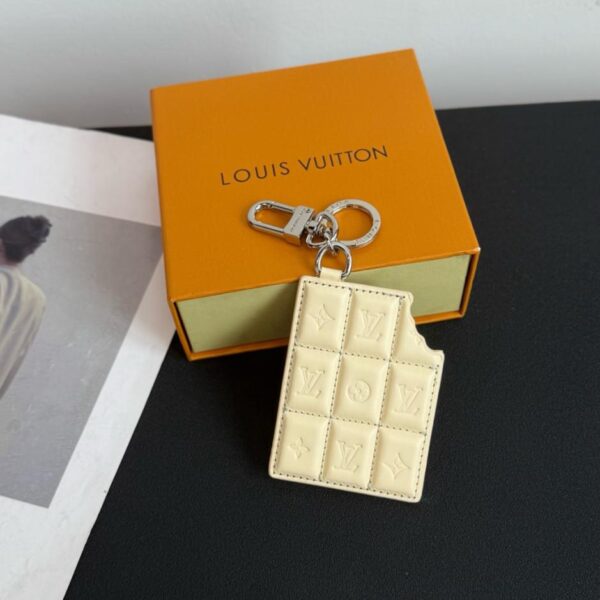 réplica,joyas,joyería,1:1,replica,fake,lujo,barato Recién llegado ️M01478️Llavero colgante de chocolate Louis Vuitton (FVIM0)