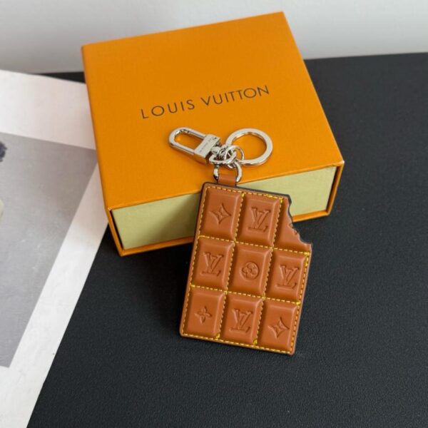 réplica,joyas,joyería,1:1,replica,fake,lujo,barato Nuevo producto ️M01478️Llavero colgante de chocolate Louis Vuitton (PCGF9)