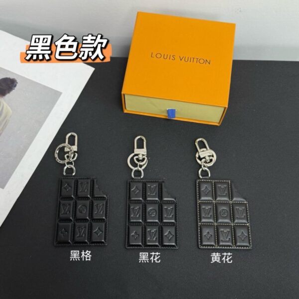 réplica,joyas,joyería,1:1,replica,fake,lujo,barato Recién llegado ️M01478️Llavero colgante de chocolate Louis Vuitton (X4NRO)