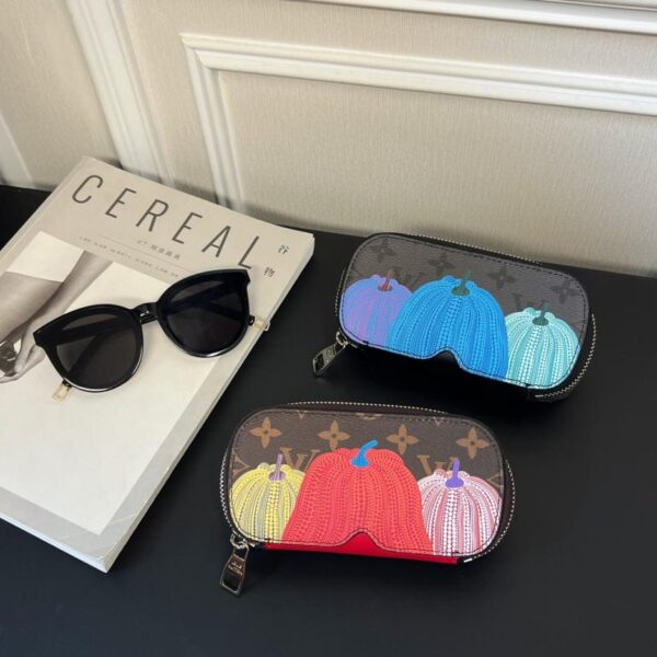 réplica,joyas,joyería,1:1,replica,fake,lujo,barato Nuevo producto, 17 colores, estuche grande para gafas, nuevo estuche para gafas WOODY de Louis Vuitton, estuche para gafas de sol código G10654 (EKZLJ)