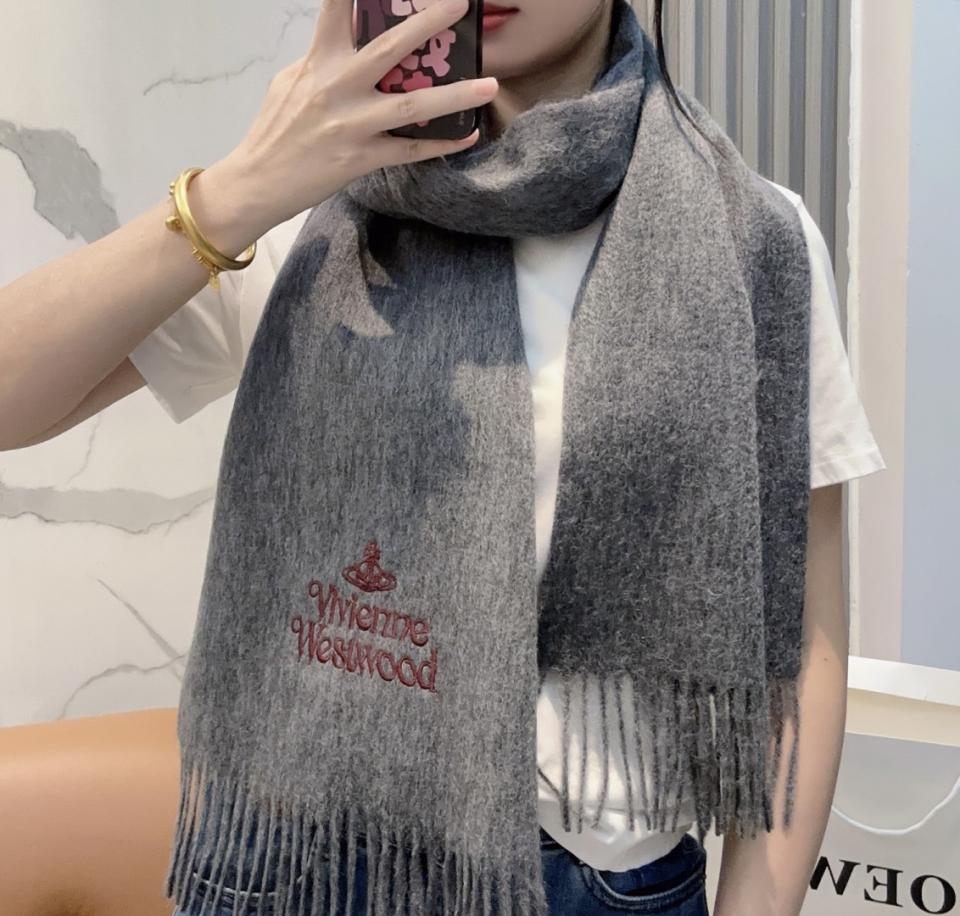 réplica,joyas,joyería,1:1,replica,fake,lujo,barato réplica,joyas,joyería,1:1,replica,fake,lujo,barato Bufanda de cachemir premium de Vivienne Westwood (7RNWR)