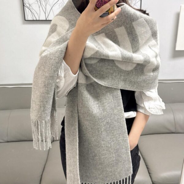 réplica,joyas,joyería,1:1,replica,fake,lujo,barato Bufanda reversible JACQUEMUS (EKU54)