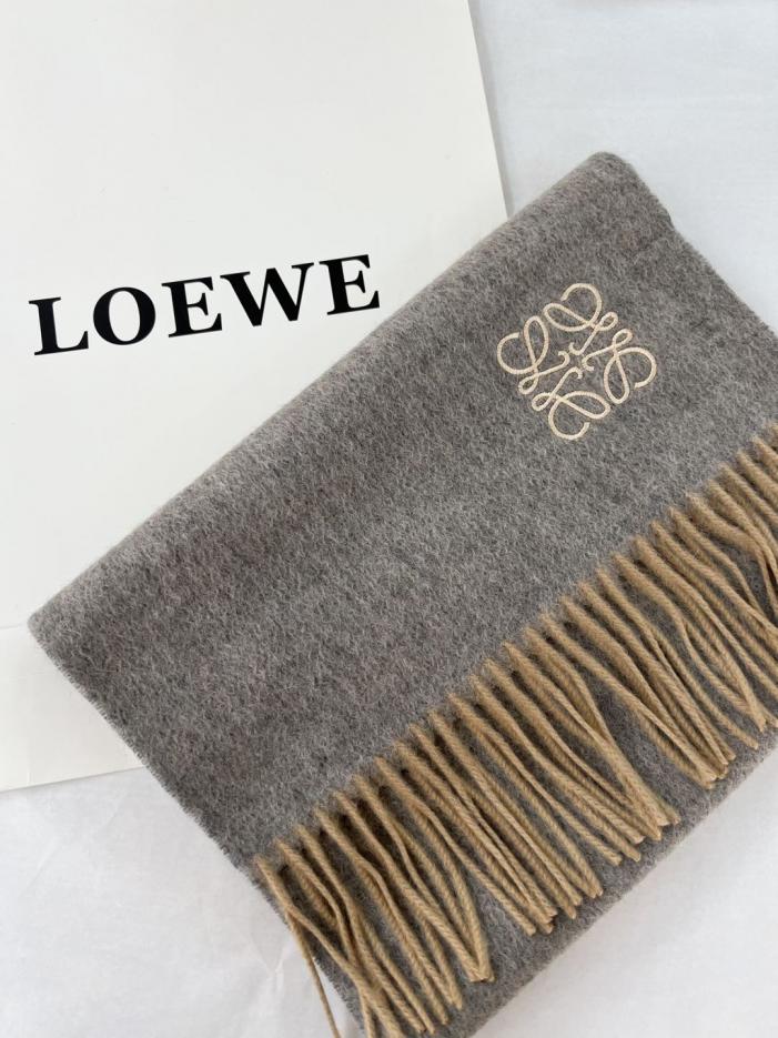 réplica,joyas,joyería,1:1,replica,fake,lujo,barato réplica,joyas,joyería,1:1,replica,fake,lujo,barato Bufanda de cachemir premium de Loewe (4 NZD)