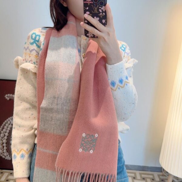 réplica,joyas,joyería,1:1,replica,fake,lujo,barato Bufanda reversible LOEWE, bufanda de doble cara de mezcla de lana y cachemir, jacquard de cobertura total, borde con borla Anagram (1JKYW)