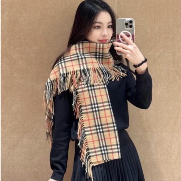 réplica,joyas,joyería,1:1,replica,fake,lujo,barato Bufanda Burberry de ciempiés de alta calidad, nueva llegada, cachemir de primera calidad, unisex, patrón de cuadros clásico, estilo pareja (6TQKS)